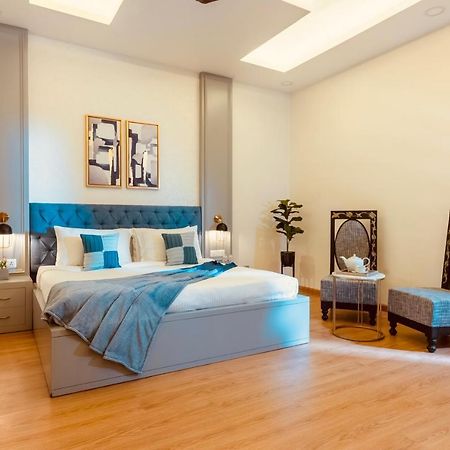 Silver Leaf Apartments Amritsar Buitenkant foto