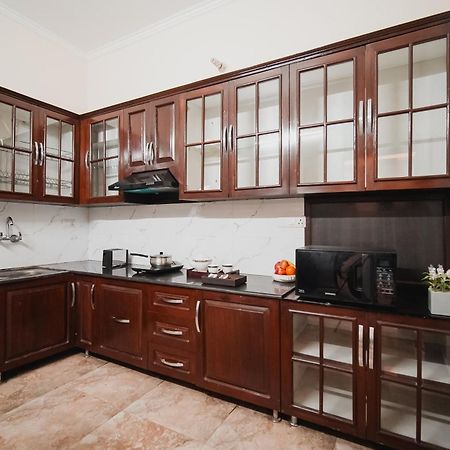 Silver Leaf Apartments Amritsar Buitenkant foto